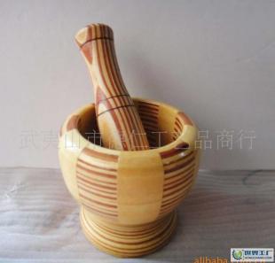 匠心传承 木制条纹状捣蒜器的传统与现代家居美学
